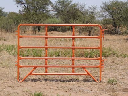 Bully Kraal Gate 3000 x 1600